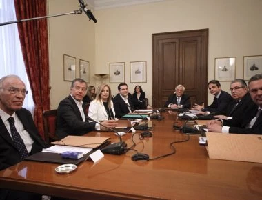 Μετά τον Μακεδονικό «Αρμαγεδόνα» τι απέμεινε; - Οι «survivor» και οι «ζωντανοί-νεκροί» της πολιτικής σκηνής